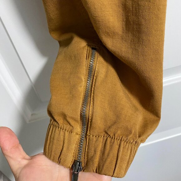 GAP Golden Brown Lightweight Utility Pants Size M - Picture 9 of 9